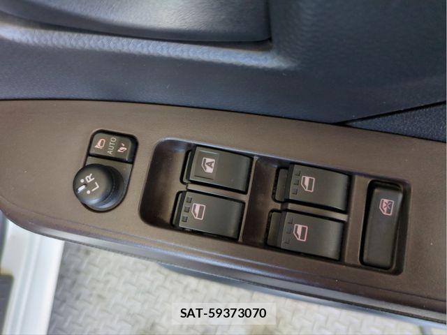 Toyota ROOMY 2016-12 7216640-28