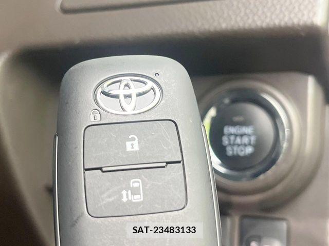Toyota ROOMY 2022-03 7252154-6