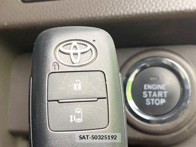 Toyota ROOMY 2022-04 7252155-6
