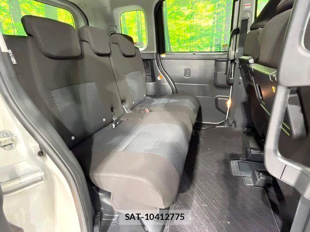 Toyota ROOMY 2023-04 7252140-8