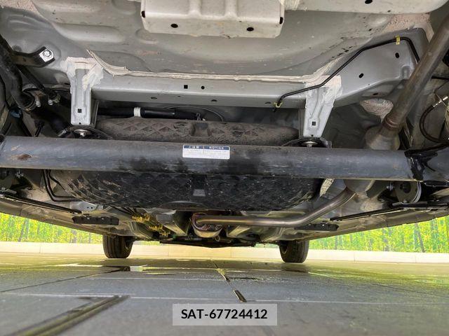 Toyota ROOMY 2021-08 7252142-18