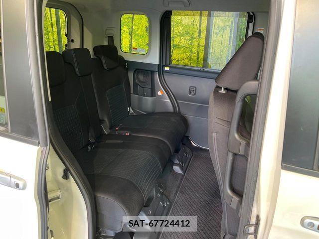 Toyota ROOMY 2021-08 7252142-8