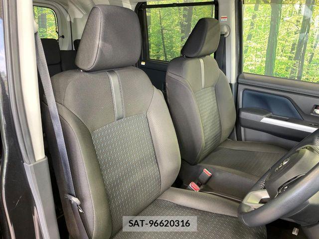 Toyota ROOMY 2021-05 7252135-7