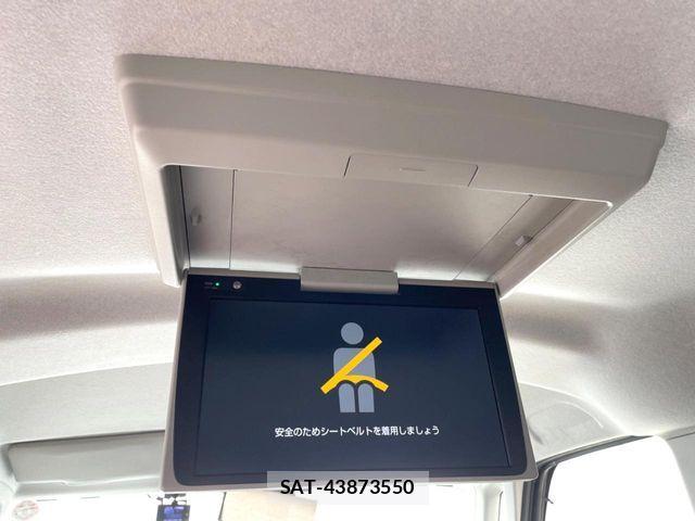 Toyota ROOMY 2021-08 7252144-3