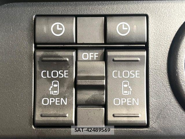 Toyota ROOMY 2022-11 7252137-2