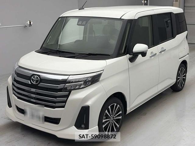 Toyota ROOMY 2026 7242616-0