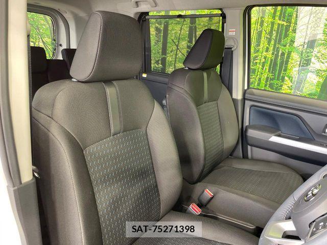 Toyota ROOMY 2023-05 7252133-7