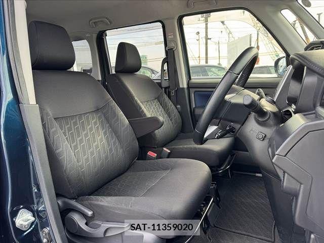 Toyota ROOMY 2020-01 7252150-15