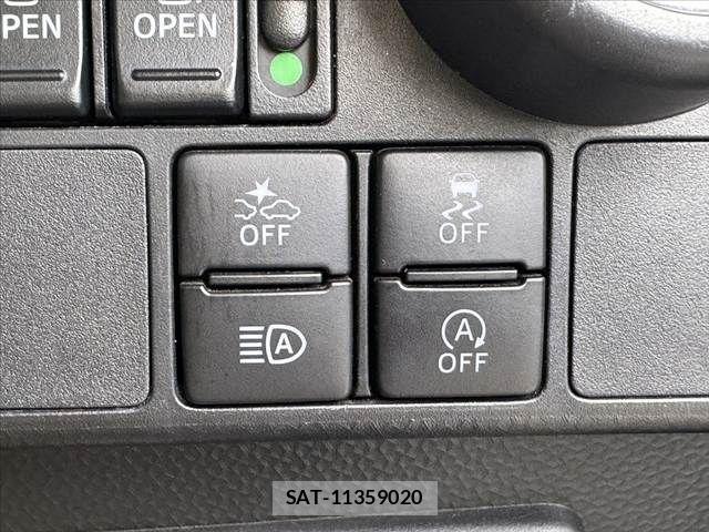 Toyota ROOMY 2020-01 7252150-25