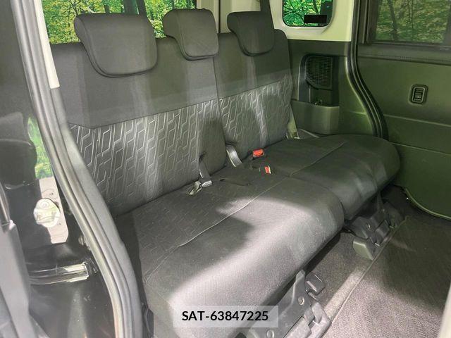 Toyota ROOMY 2018-02 7272841-8