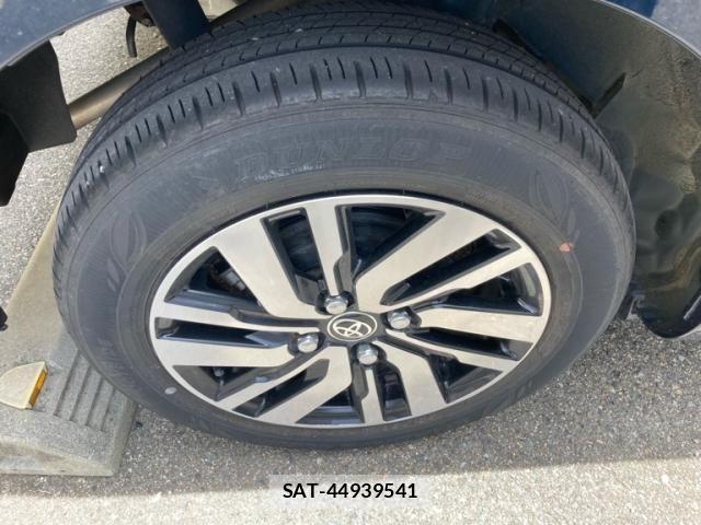 Toyota ROOMY 2020-11 7272838-9