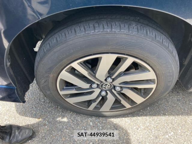 Toyota ROOMY 2020-11 7272838-11