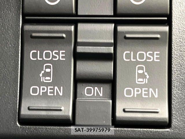Toyota ROOMY 2022-09 7272837-6