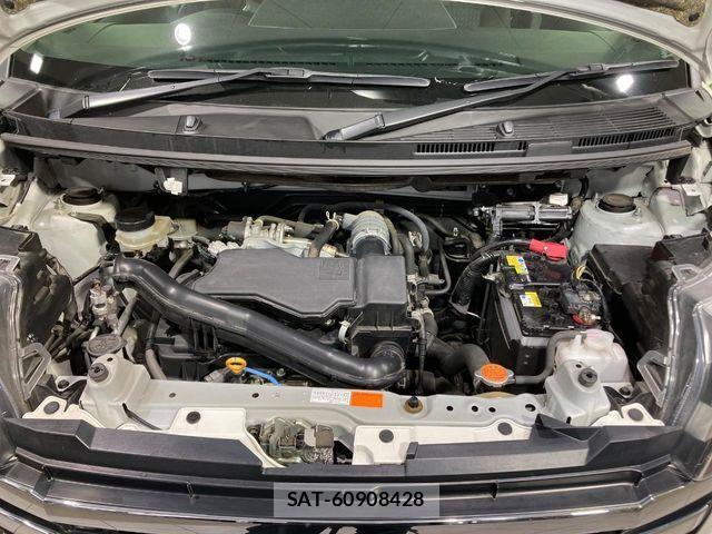 Toyota ROOMY 2021-10 7329779-17