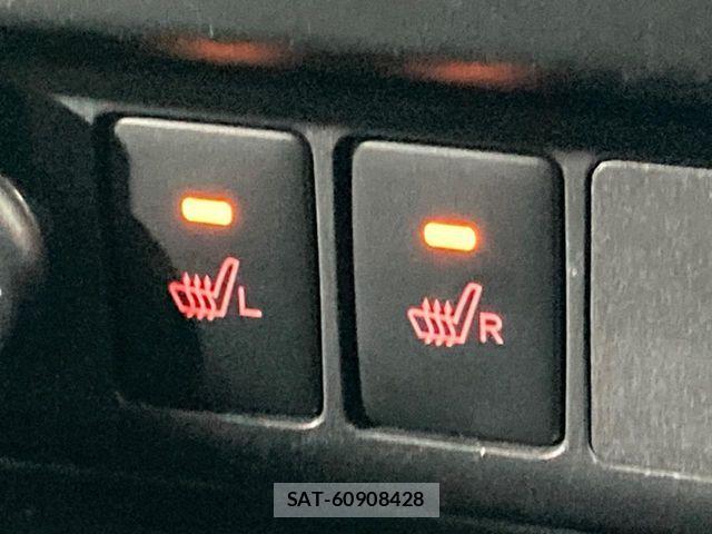 Toyota ROOMY 2021-10 7329779-6