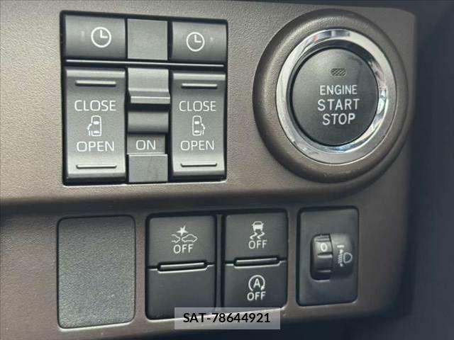 Toyota ROOMY 2023-12 7329792-4