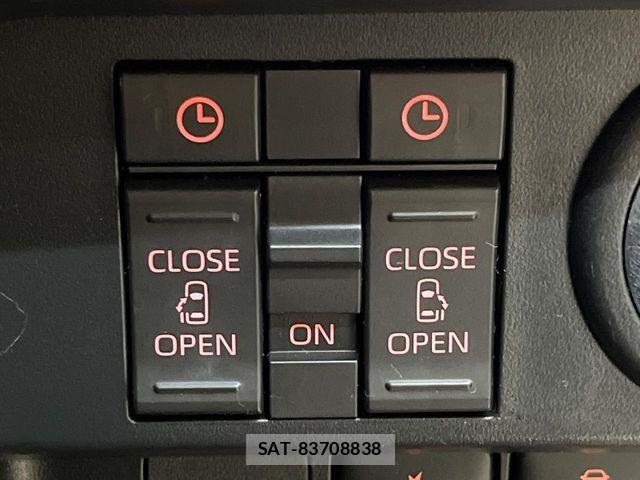 Toyota ROOMY 2022-01 7329771-4