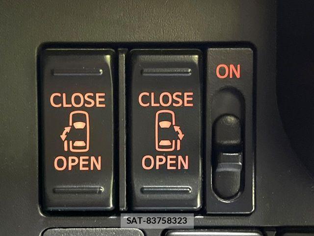 Toyota ROOMY 2018-12 7329813-3