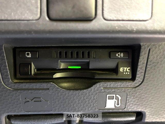 Toyota ROOMY 2018-12 7329813-6