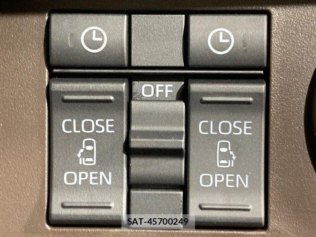 Toyota ROOMY 2024-05 7329770-4