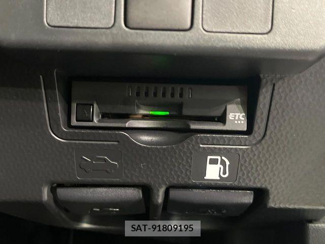 Toyota ROOMY 2023-08 7329793-5