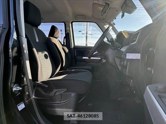 Toyota ROOMY 2023-03 7329786-15