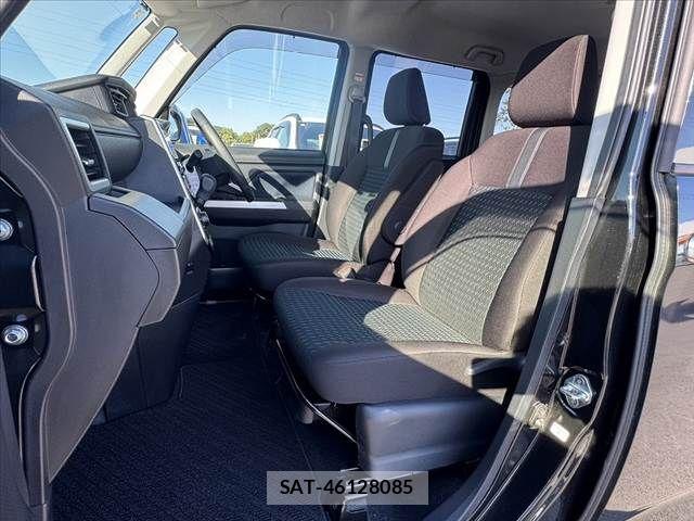 Toyota ROOMY 2023-03 7329786-16