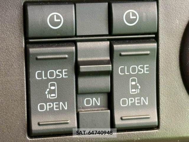 Toyota ROOMY 2023-02 7359642-4