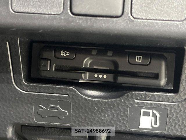 Toyota ROOMY 2021-05 7359632-7