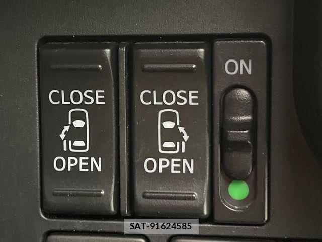 Toyota ROOMY 2019-06 7359635-4