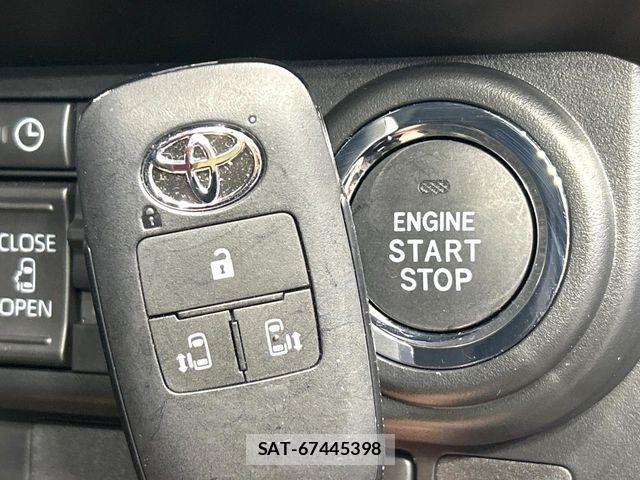 Toyota ROOMY 2025-05 7359617-6
