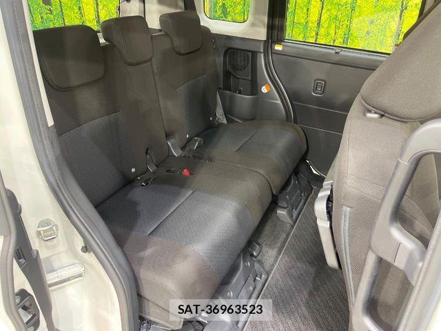 Toyota ROOMY 2023-09 7359638-8