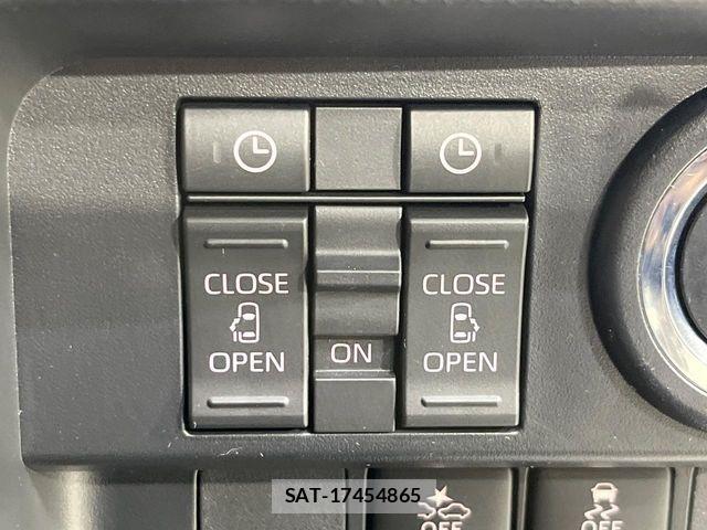 Toyota ROOMY 2021-05 7359623-4