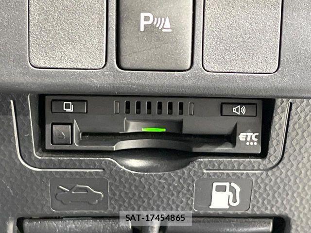 Toyota ROOMY 2021-05 7359623-5