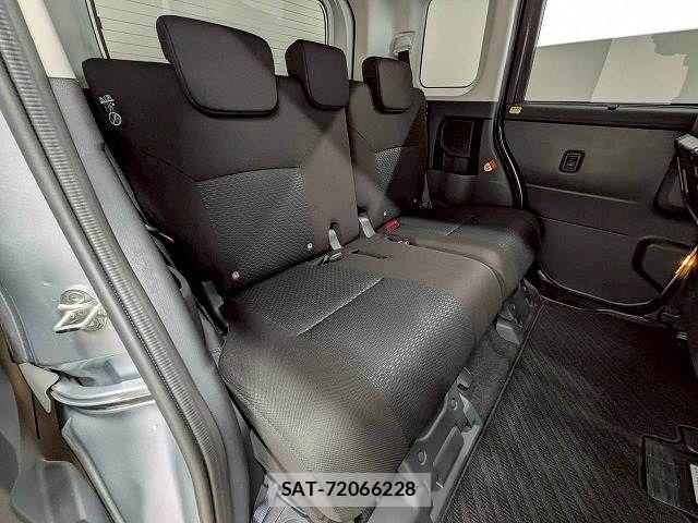 Toyota ROOMY 2024-09 7359628-5