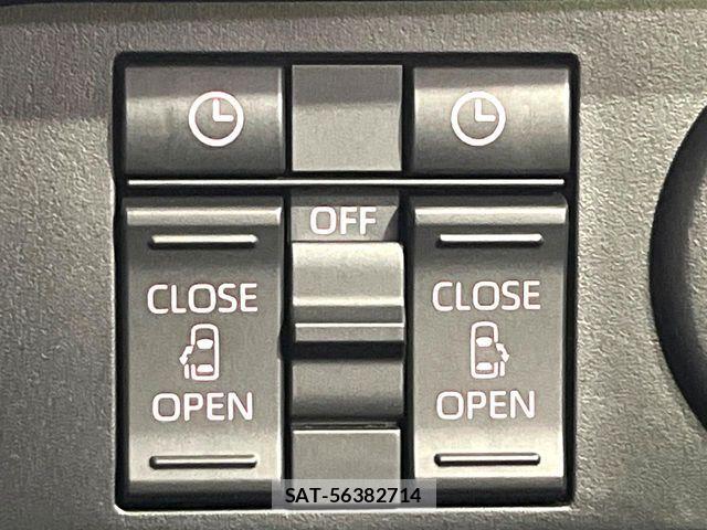 Toyota ROOMY 2022-03 7359619-5