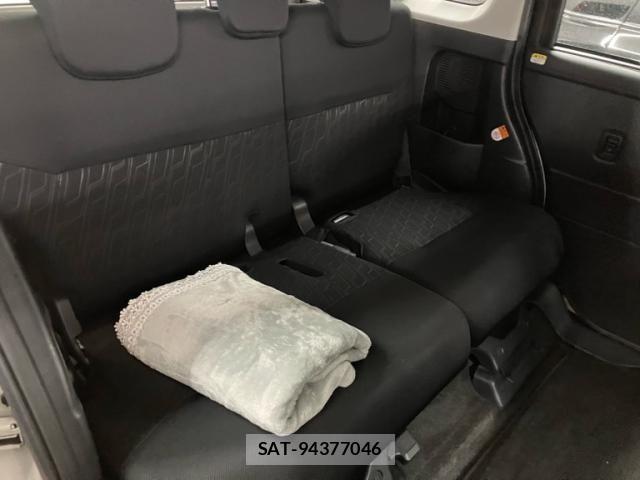 Toyota ROOMY 2017-08 7359651-19