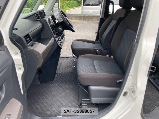 Toyota ROOMY 2021-05 7359644-15