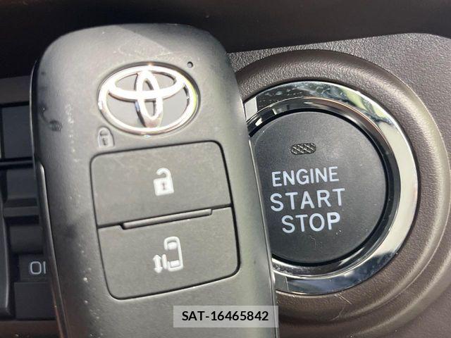 Toyota ROOMY 2023-07 7393897-6
