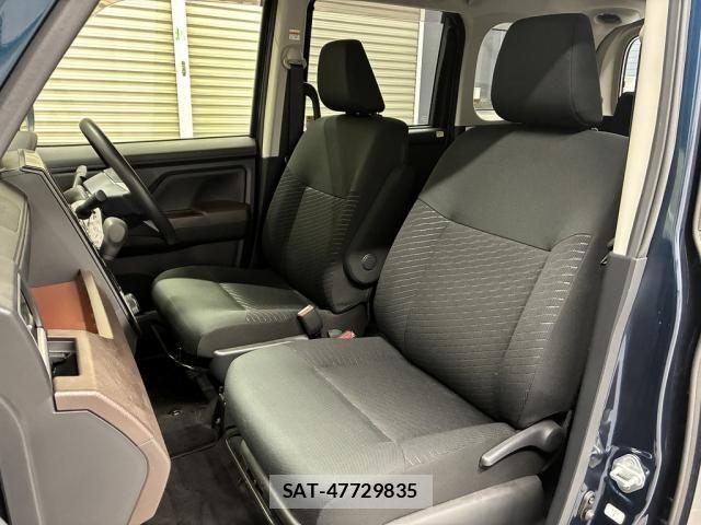 Toyota ROOMY 2020-08 7457397-18