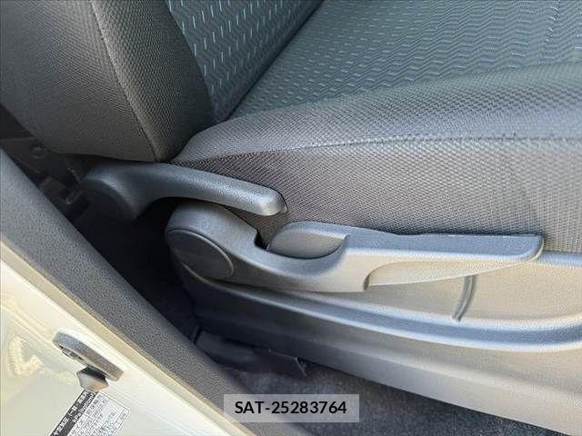 Toyota ROOMY 2023-06 7457362-26