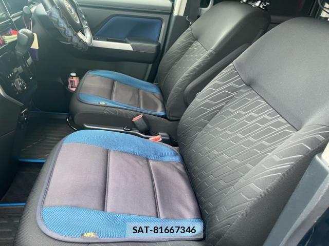 Toyota ROOMY 2019-02 7457410-9