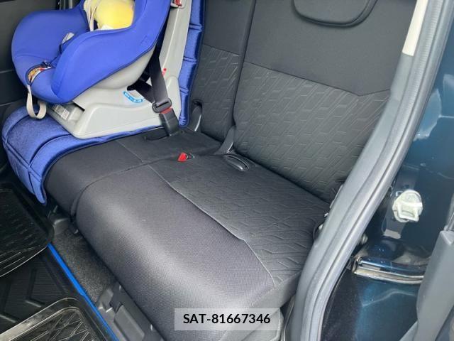 Toyota ROOMY 2019-02 7457410-11