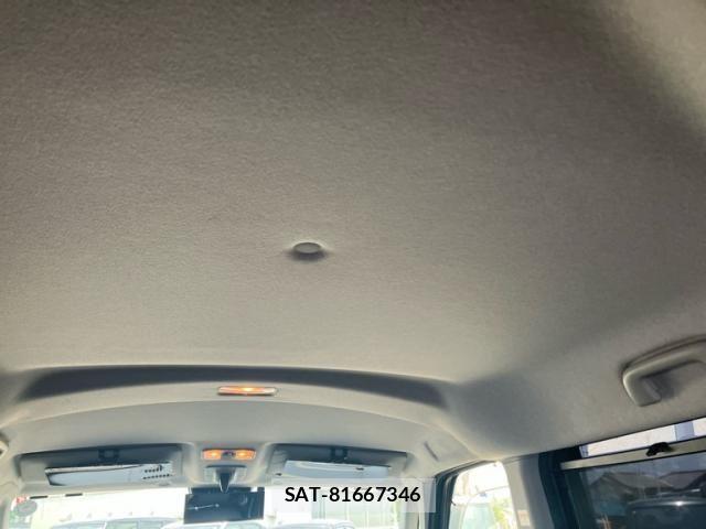 Toyota ROOMY 2019-02 7457410-13