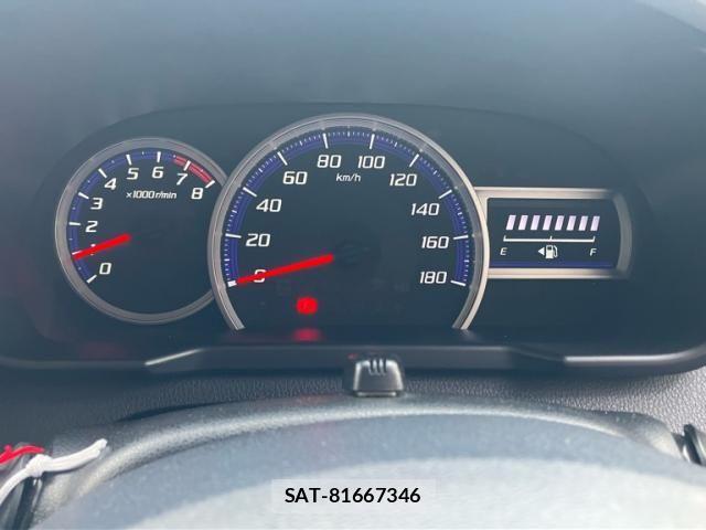 Toyota ROOMY 2019-02 7457410-19