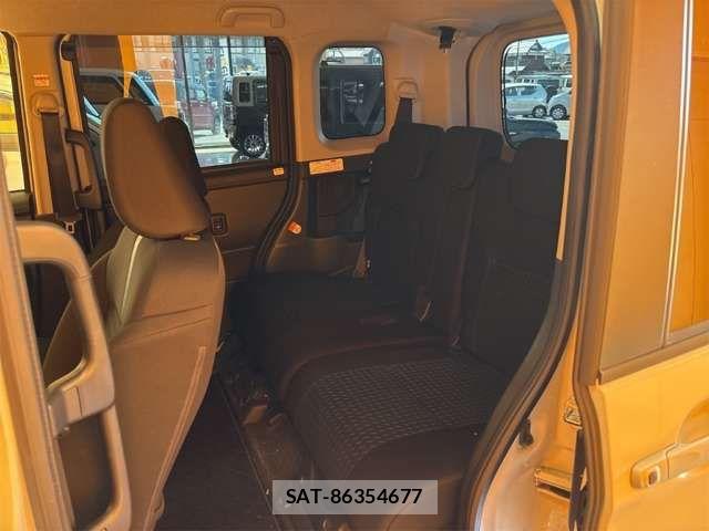 Toyota ROOMY 2021-08 7457394-19