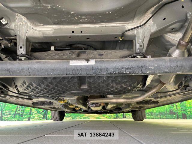 Toyota ROOMY 2019-03 7457401-18