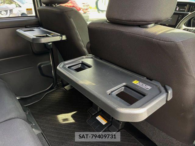 Toyota ROOMY 2017-11 7457398-7