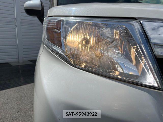 Toyota ROOMY 2019-06 7457399-8