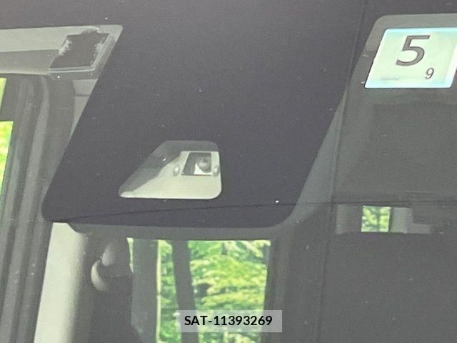 Toyota ROOMY 2018-05 7457389-5